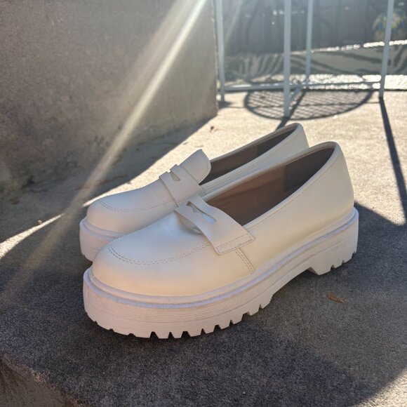 Qupid Chunky White Loafers – Size 9 / 40, Brand New - Picture 3 of 7
